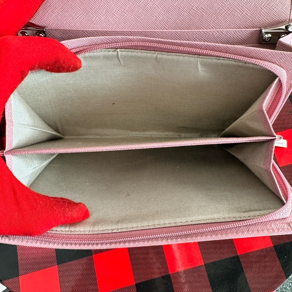 BURBERRY bi-fold wallet embossed leather pink check pattern long L-shaped zipper - Picture 9 of 17